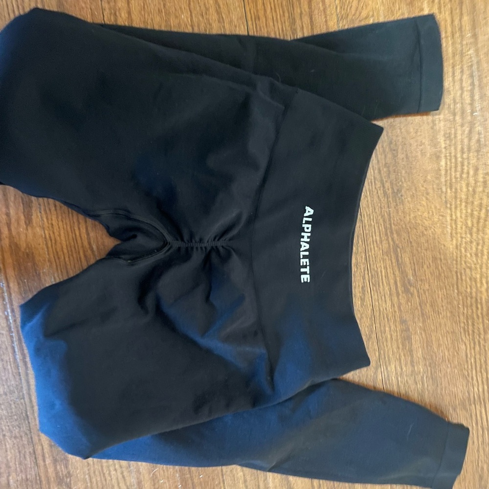 OG Alphalete Amplify Leggings (from 2021) Mint condition- Size XS